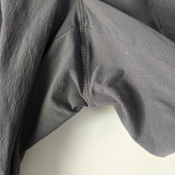 Athleta | Trekkie Hiking Crop Pants Flint Grey - Picture 9 of 11